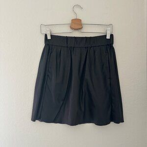 Aritzia Wilfred Free Mini Skirt Inseam Pockets Nylon Elasticized Waistband Minim
